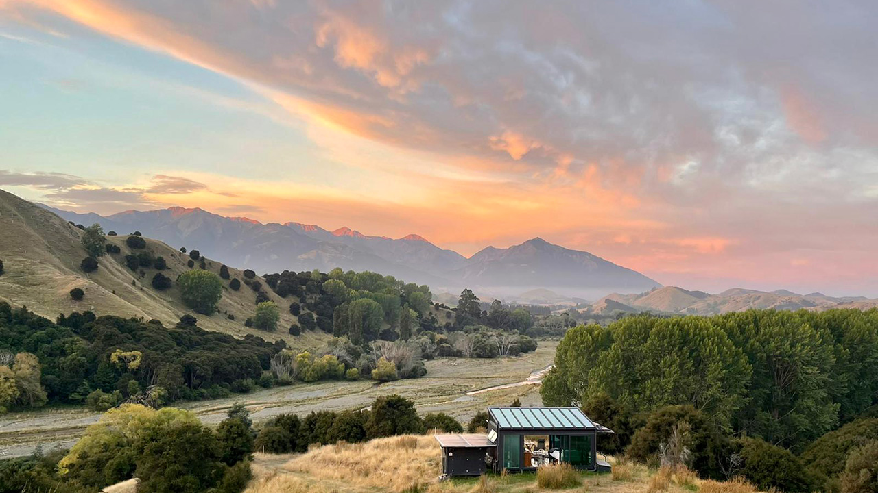 Great Escape: Go Off-Grid In Luxury At PurePods Kaikōura Hut | Viva Magazine